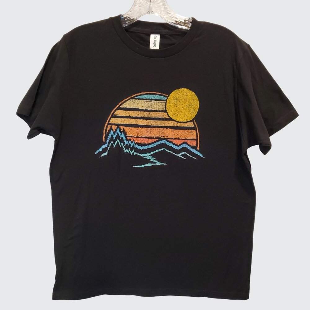 Vintage-Style Black T-Shirt Retro Sunset Mountain Graphic Tultex Brand Cotton XL
